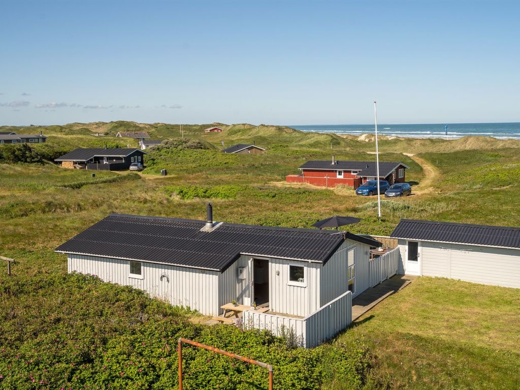 "Valpuri" - 150m from the sea | Boeken bij Flickmyhouse