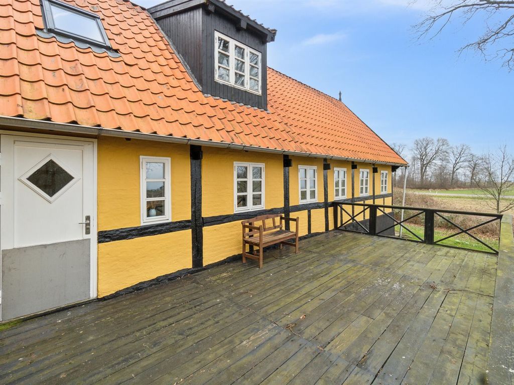 "Bena" - 2km from the sea | Boeken bij Flickmyhouse