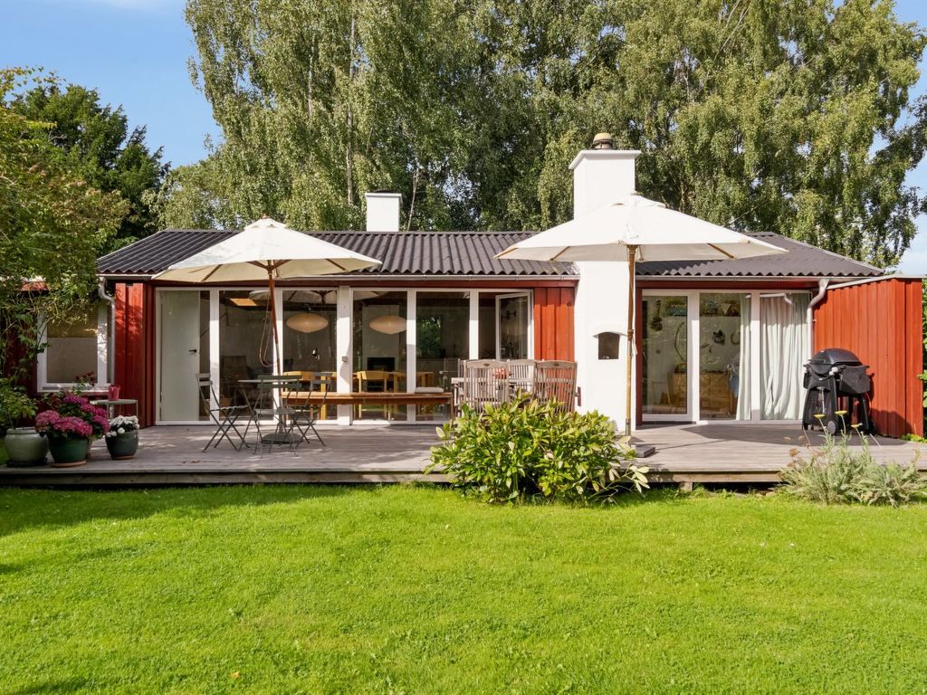 "Lauri" - 2.3km from the sea | Boeken bij Flickmyhouse