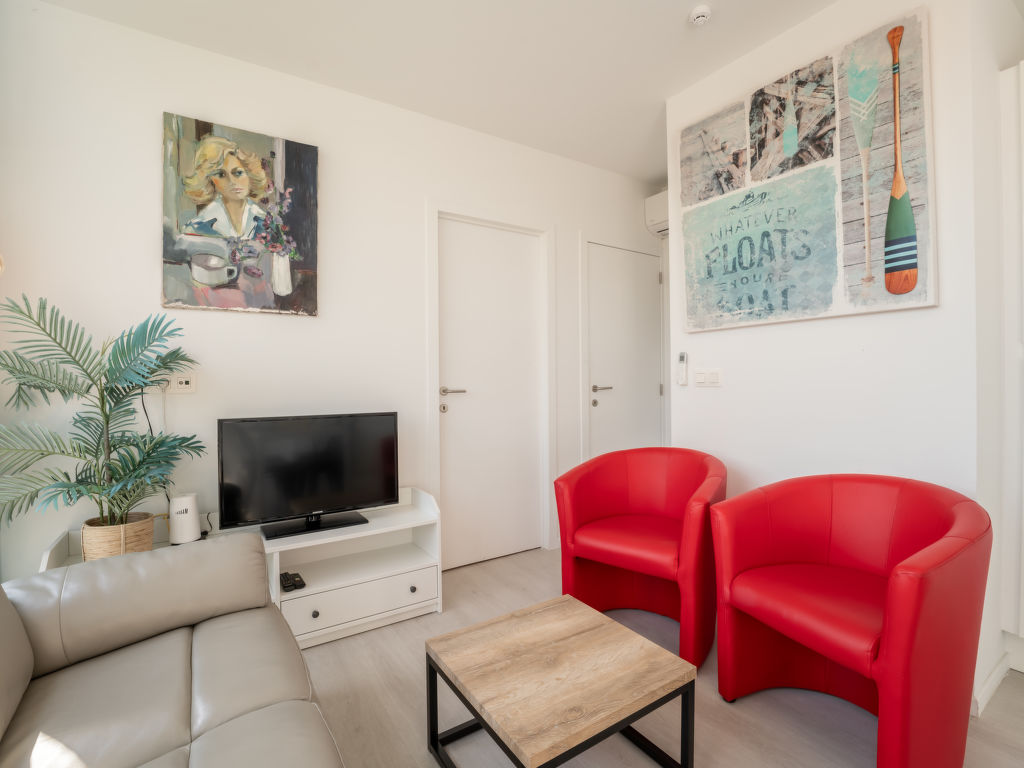 New Dahlia 17 | Boeken bij Flickmyhouse