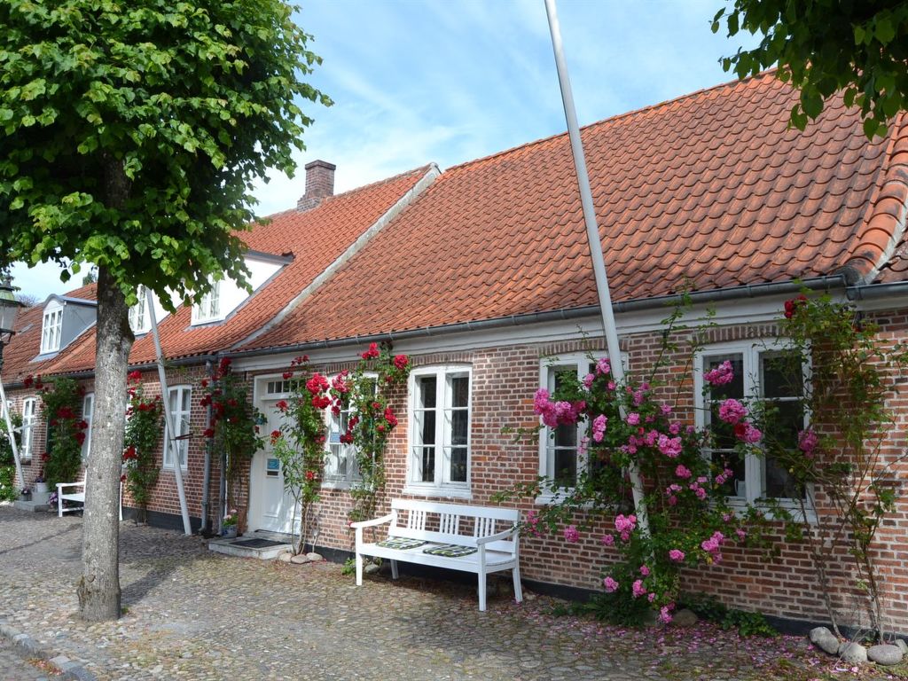 "Ajna" - 9.8km from the sea | Boeken bij Flickmyhouse