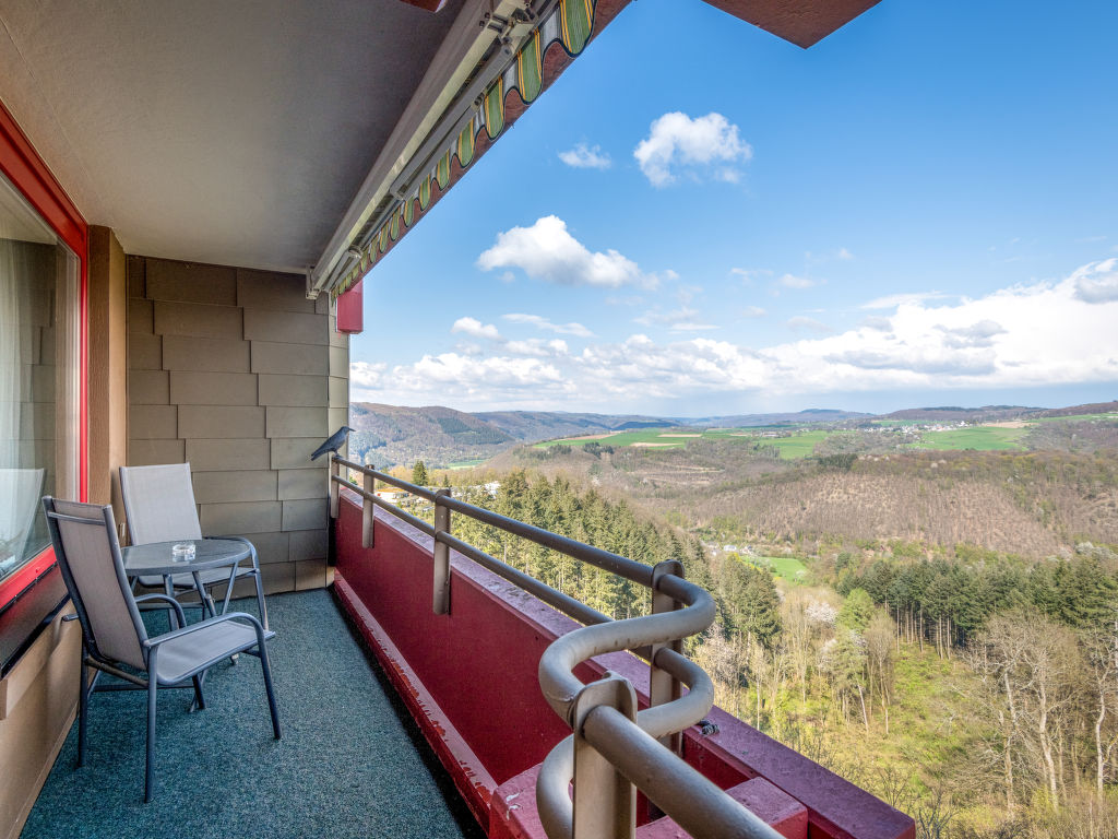 Luna | Boeken bij Flickmyhouse