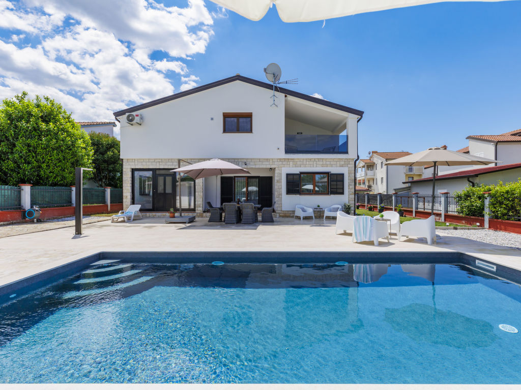 Villa Rubil | Boeken bij Flickmyhouse