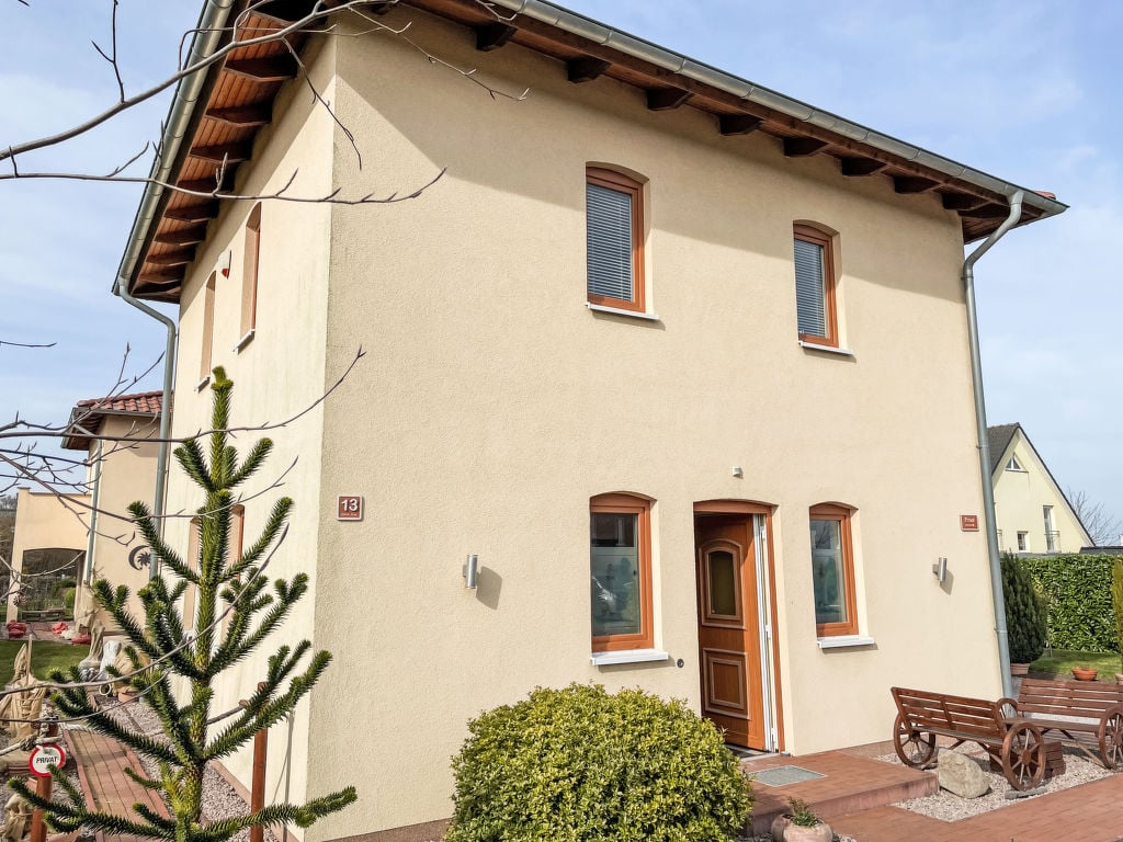 Finca Wismaria | Boeken bij Flickmyhouse