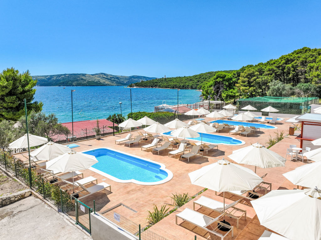 Medena | Boeken bij Flickmyhouse