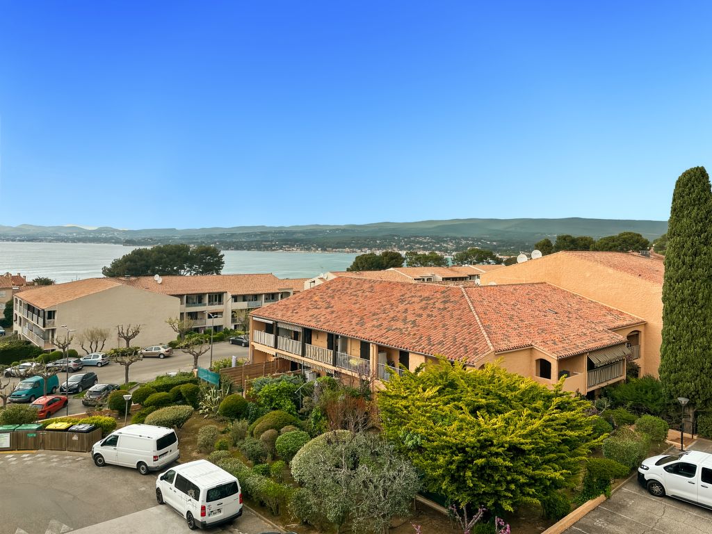 Les Aigues Marines | Boeken bij Flickmyhouse