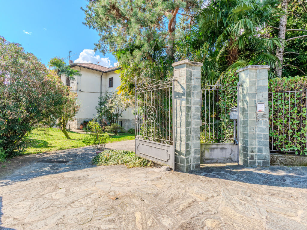 Mariarosa | Boeken bij Flickmyhouse