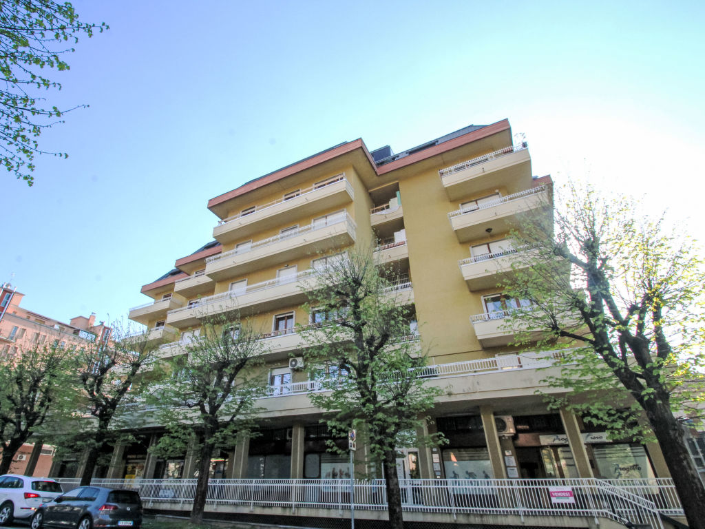 Amendola | Boeken bij Flickmyhouse