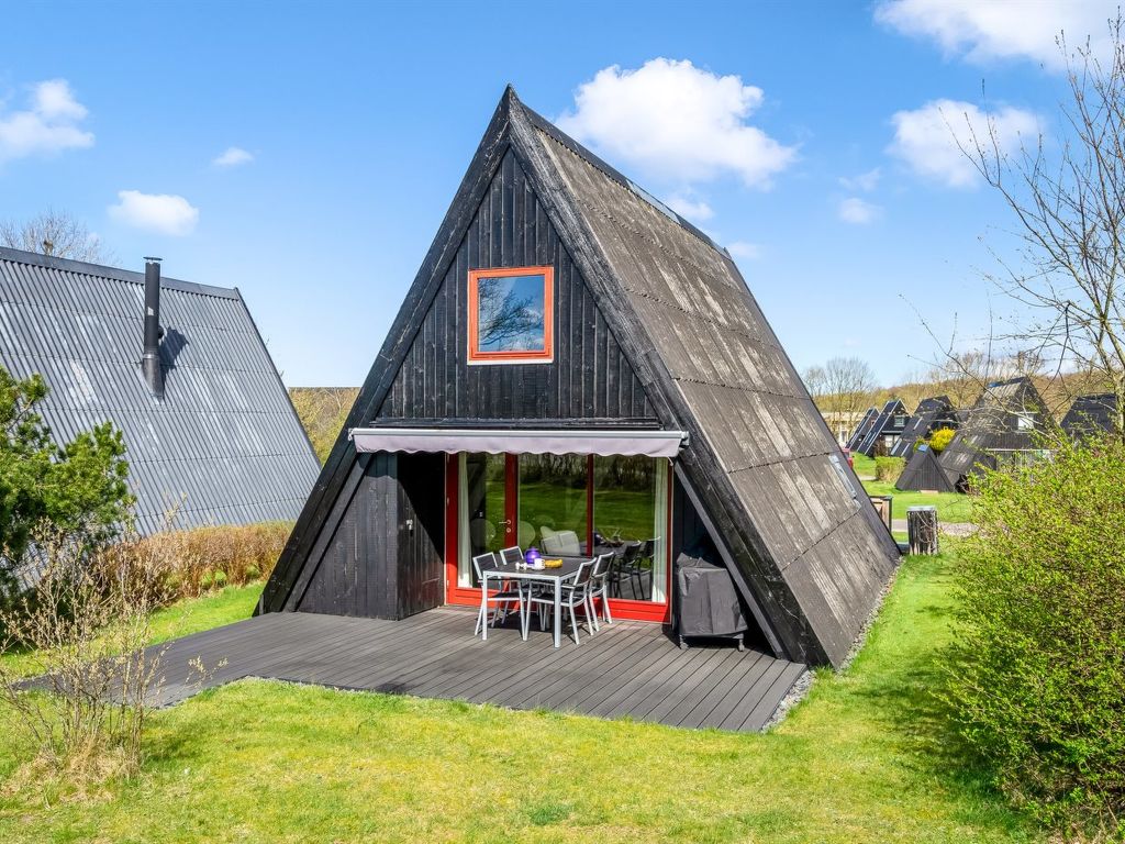 "Erly" - 18km to the inlet | Boeken bij Flickmyhouse