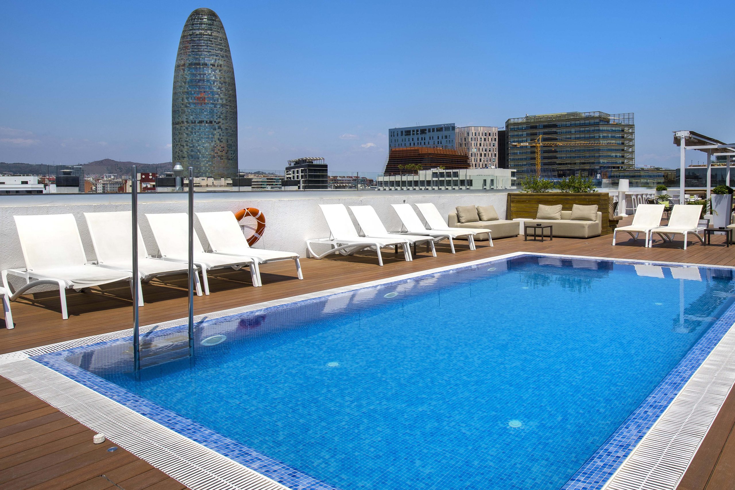 LiggingDit hotel bevindt zich in Barcelona
