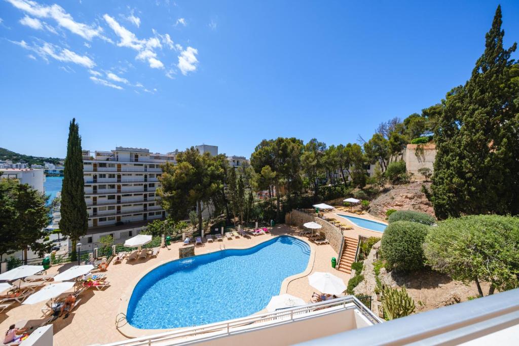 LiggingVista Club Apartments bevindt zich in Santa Ponsa