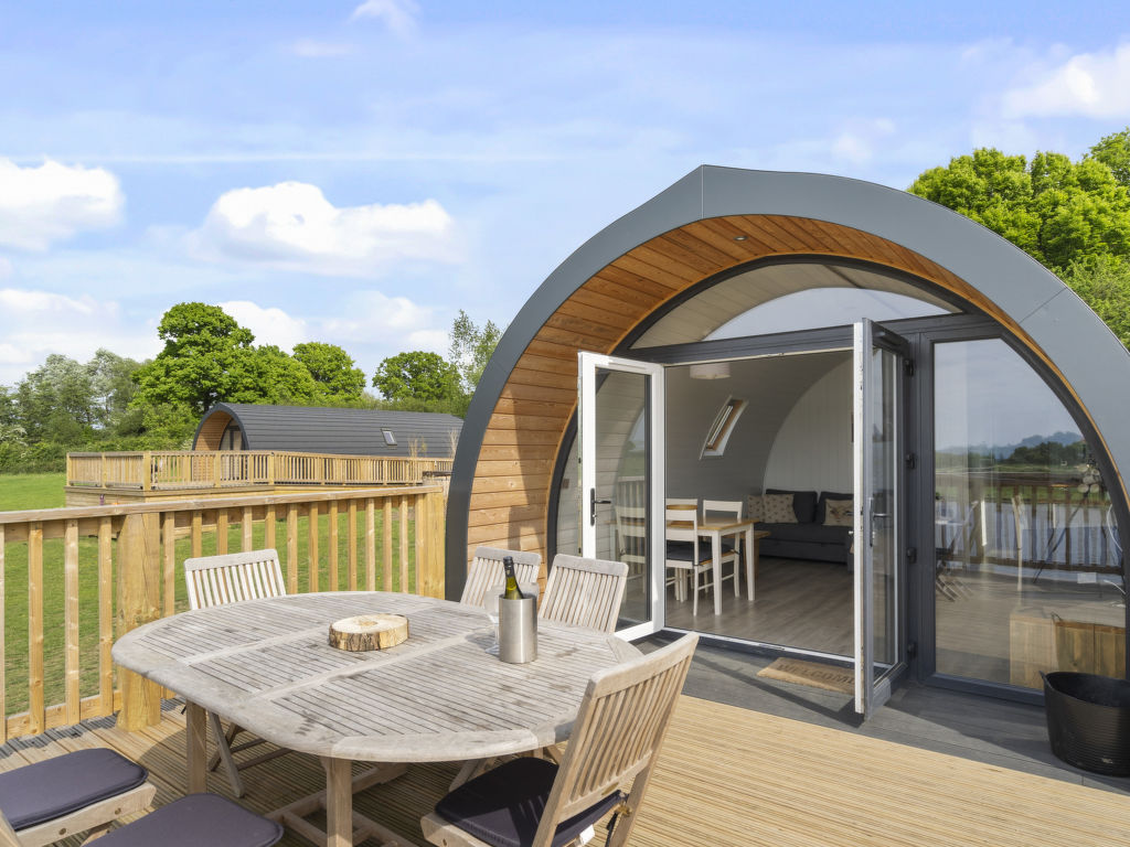 The Chicken Coop | Boeken bij Flickmyhouse