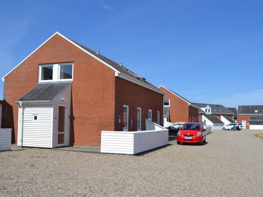 "Steffan" - 2.3km from the sea | Boeken bij Flickmyhouse