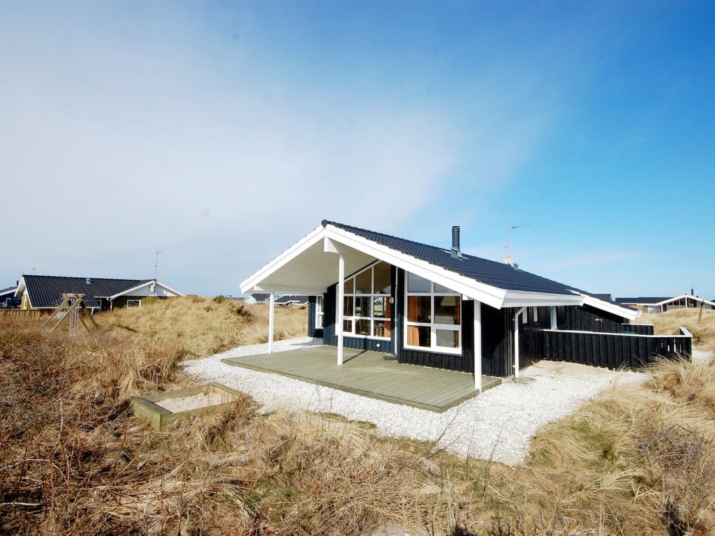 "Zuhra" - 400m from the sea | Boeken bij Flickmyhouse