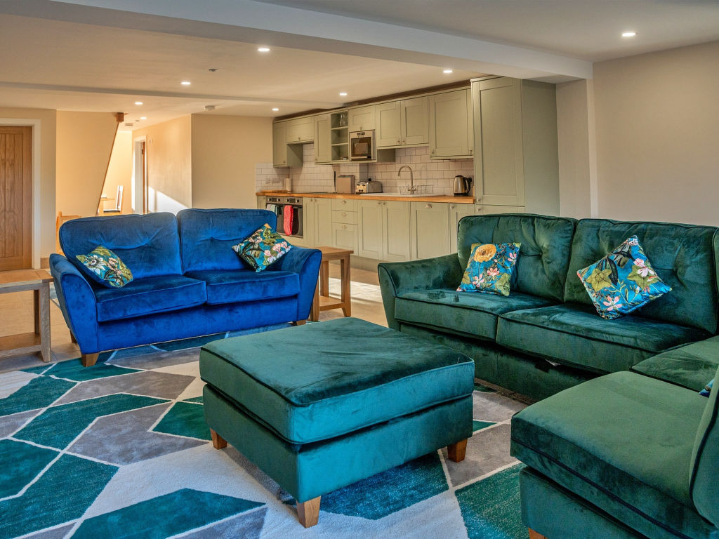 Little Rissington - Barn Five | Boeken bij Flickmyhouse