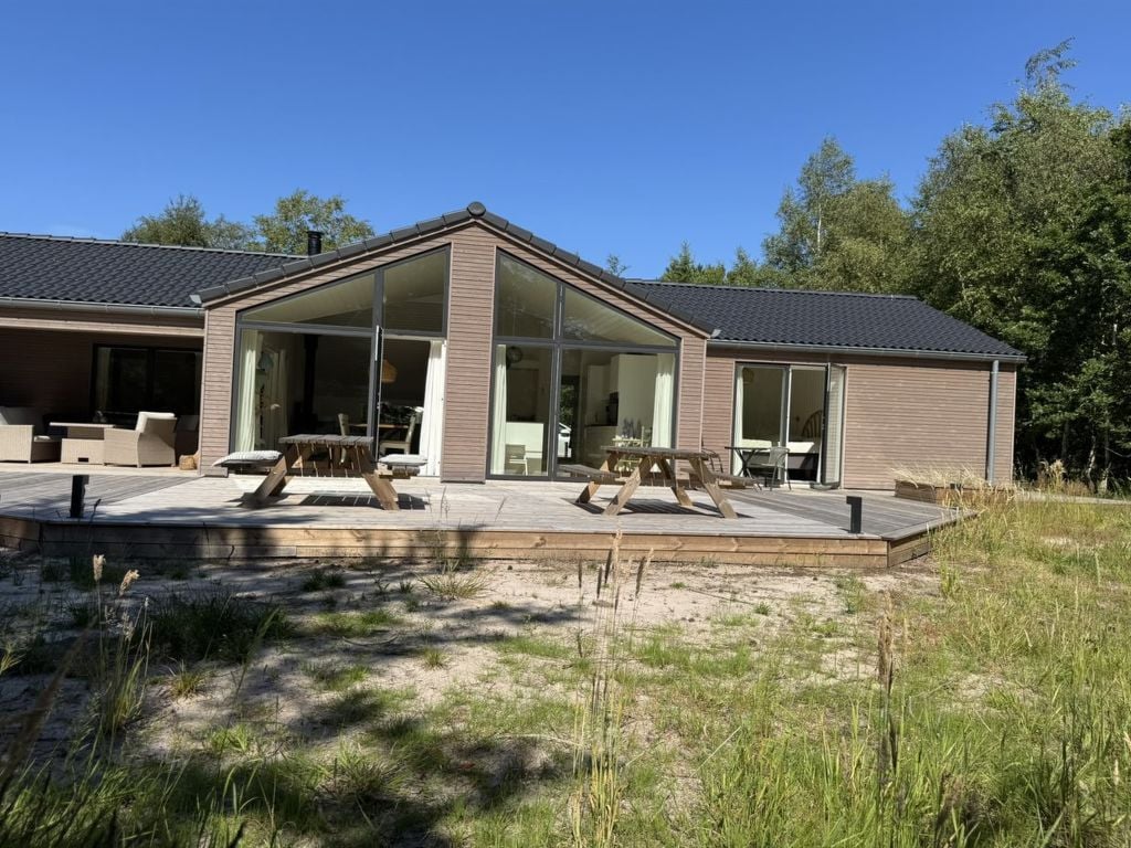 "Aarthi" - 575m from the sea | Boeken bij Flickmyhouse