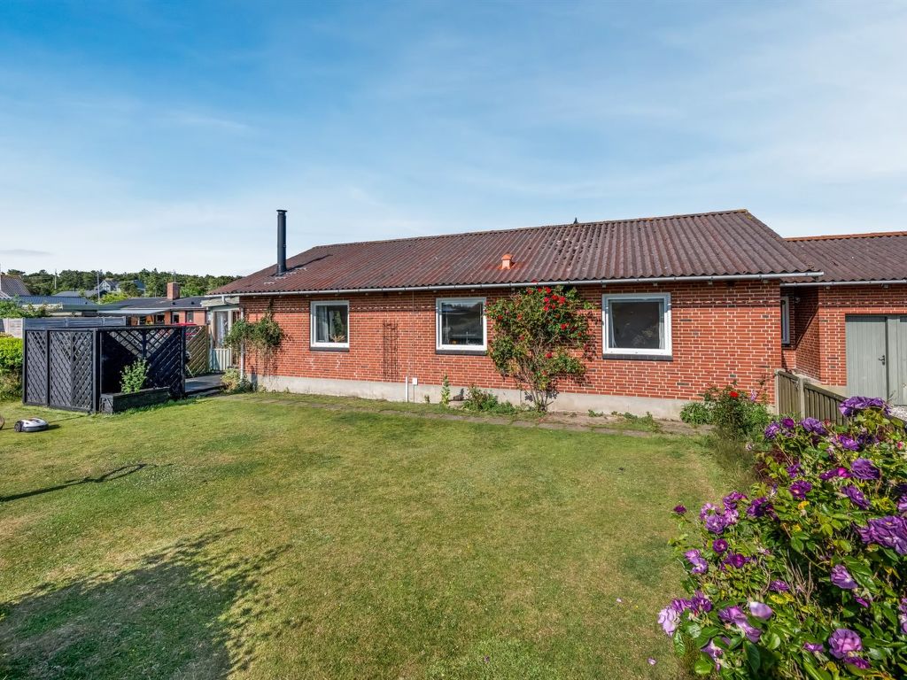 "Svein" - 500m to the inlet | Boeken bij Flickmyhouse