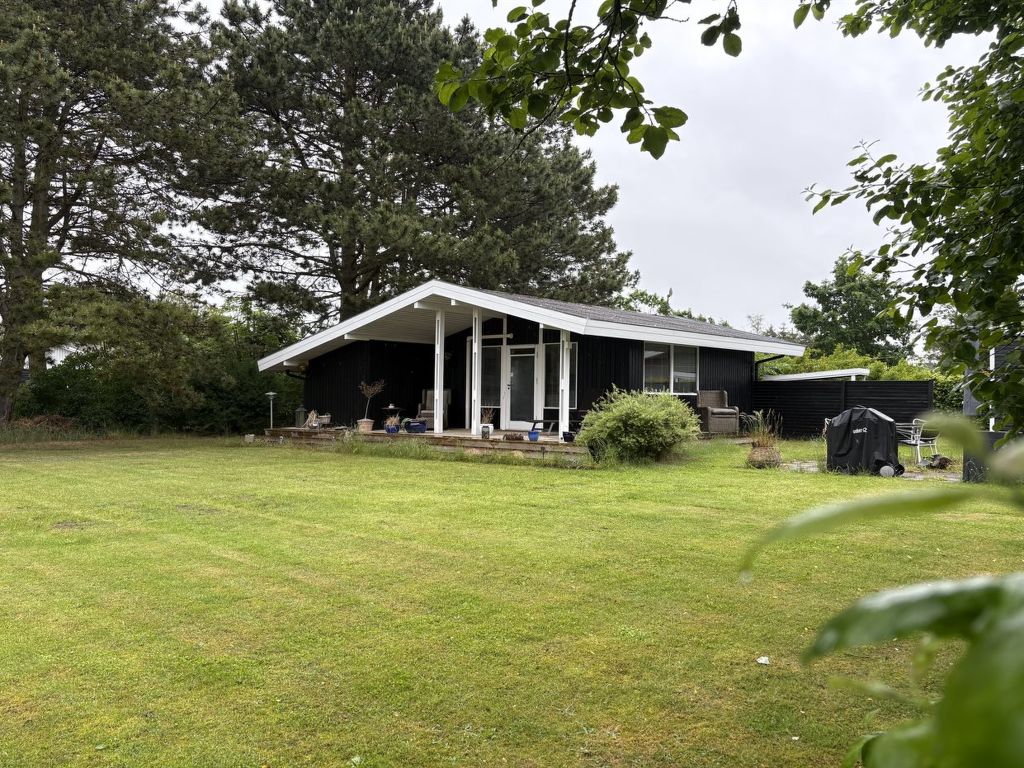 "Clausina" - 3.8km from the sea | Boeken bij Flickmyhouse