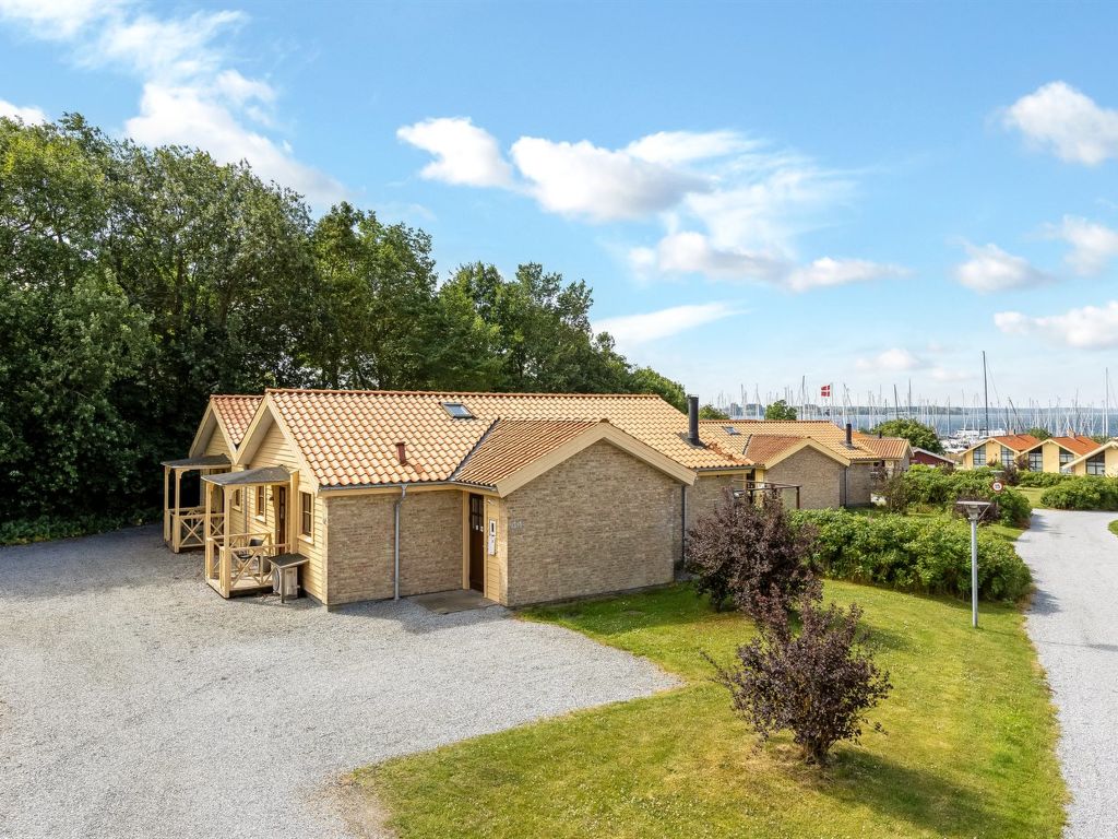 "Rouwen" - 120m from the sea | Boeken bij Flickmyhouse