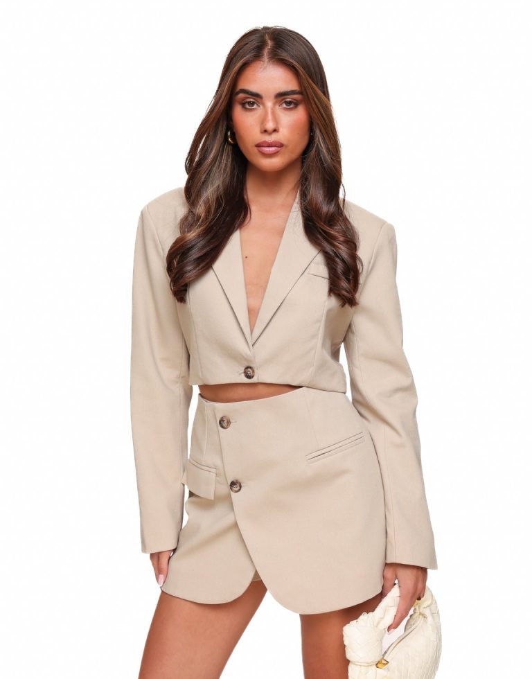 Beige Linnen Cropped LS - Blazer | Olivia & Kate
