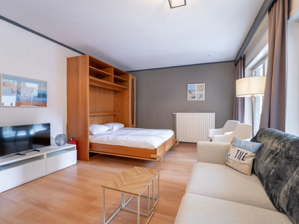 Sealing with balcony | Boeken bij Flickmyhouse