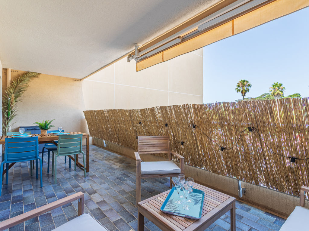 Port de La Gavine | Boeken bij Flickmyhouse