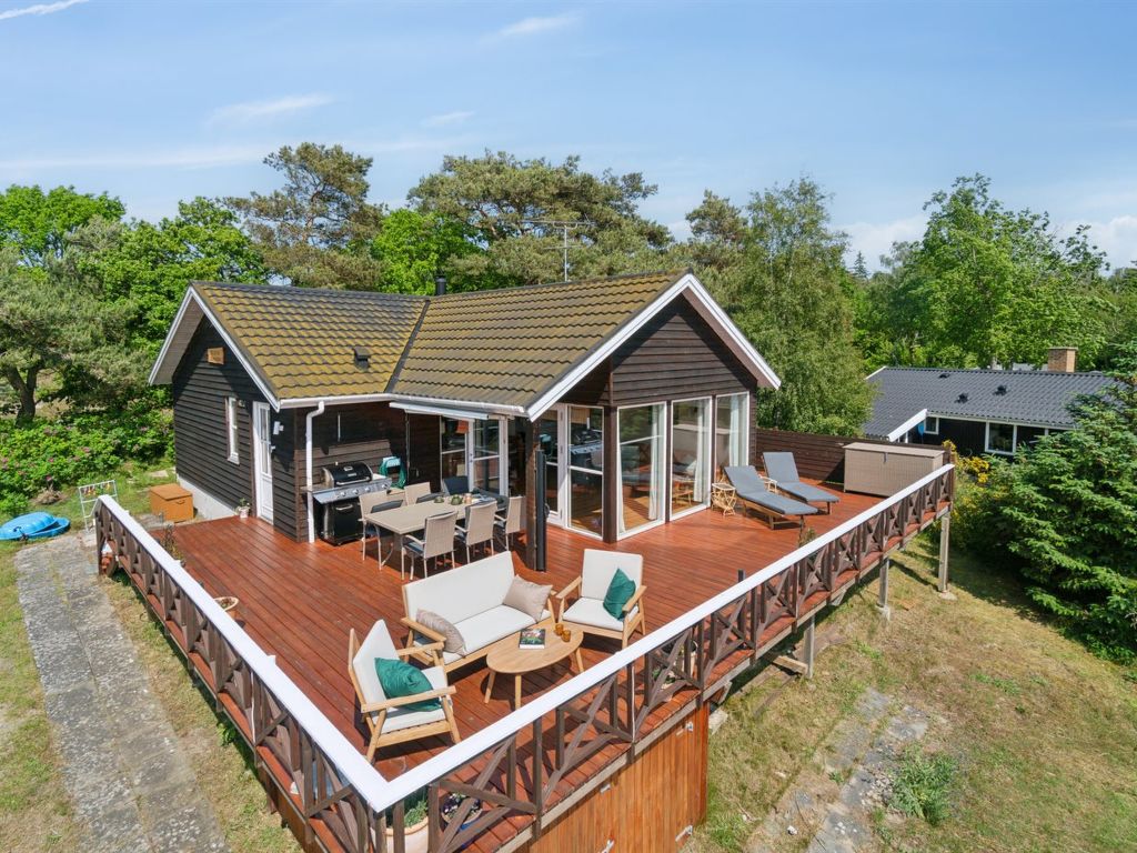 "Mariam" - 100m from the sea | Boeken bij Flickmyhouse