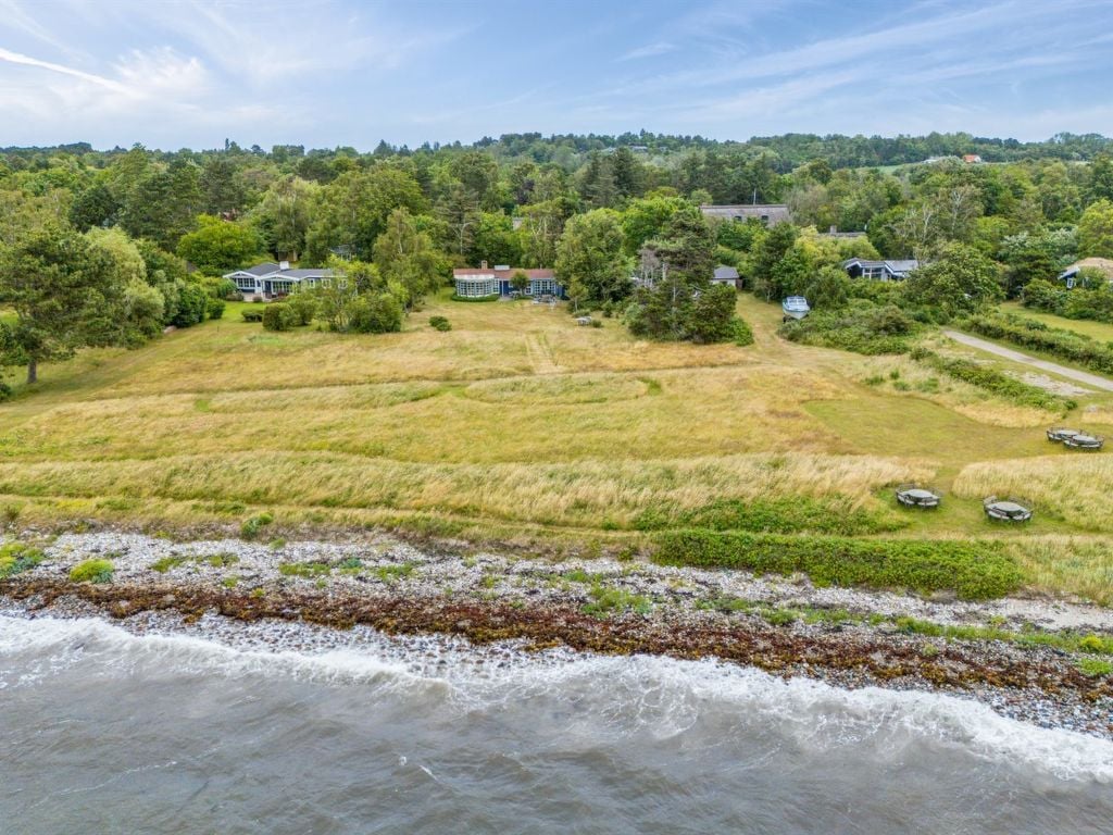 "Catalin" - 50m from the sea | Boeken bij Flickmyhouse