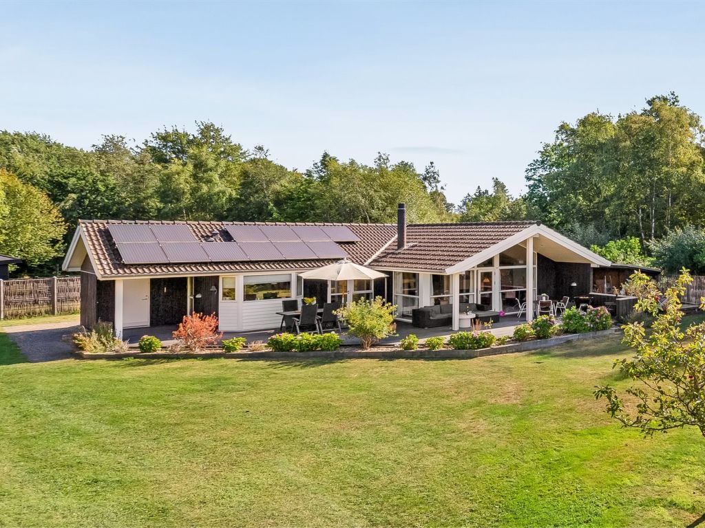 "Arisa" - 300m from the sea | Boeken bij Flickmyhouse