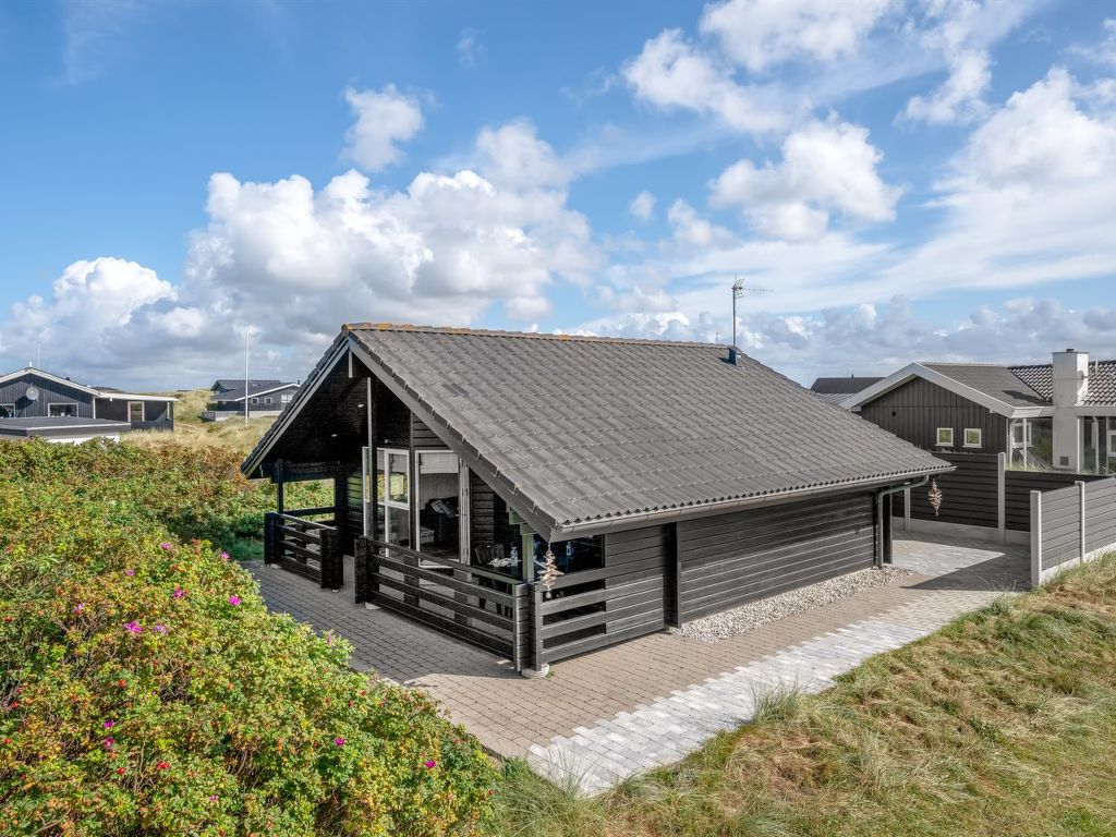 "Georg" - 200m from the sea | Boeken bij Flickmyhouse