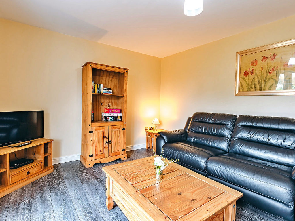 Netley Hall - Honeysuckle | Boeken bij Flickmyhouse