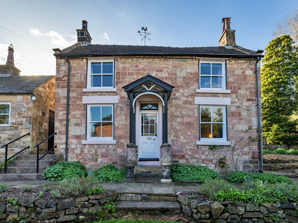 Spring Cottage | Boeken bij Flickmyhouse