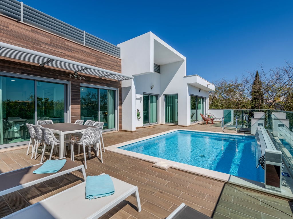 Vitória | Boeken bij Flickmyhouse