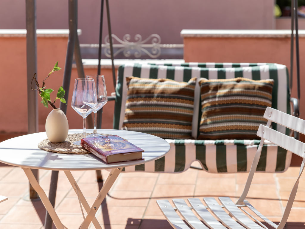 Luna | Boeken bij Flickmyhouse