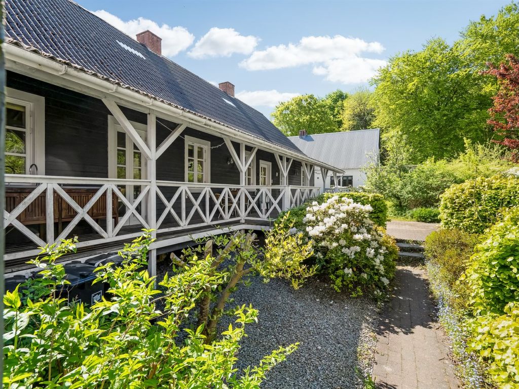 "Ejnarine" - 600m to the fjord | Boeken bij Flickmyhouse