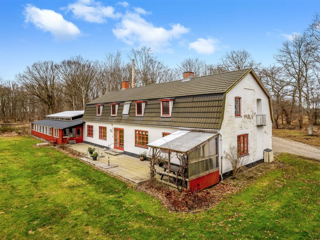 "Eva" - 9km to the fjord | Boeken bij Flickmyhouse