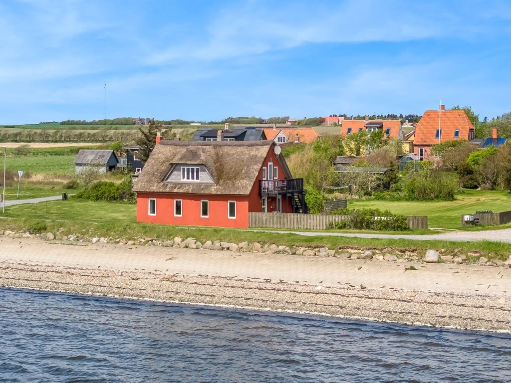 "Edvardsine" - 20m to the fjord | Boeken bij Flickmyhouse