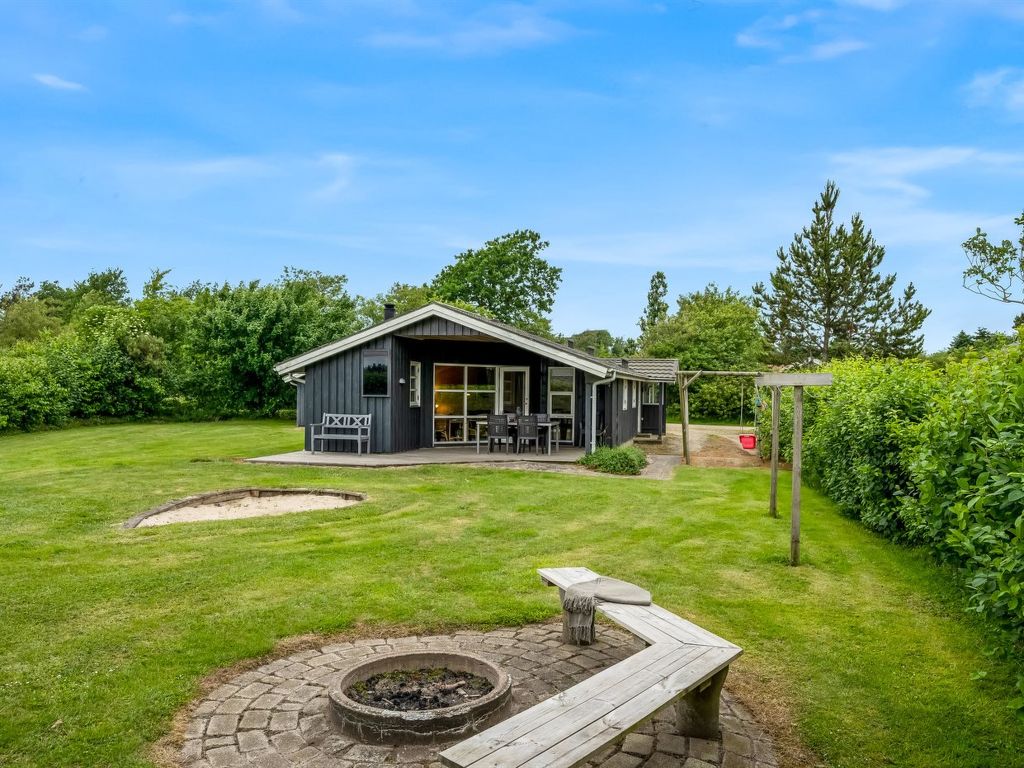 "Åsa" - 500m to the fjord | Boeken bij Flickmyhouse