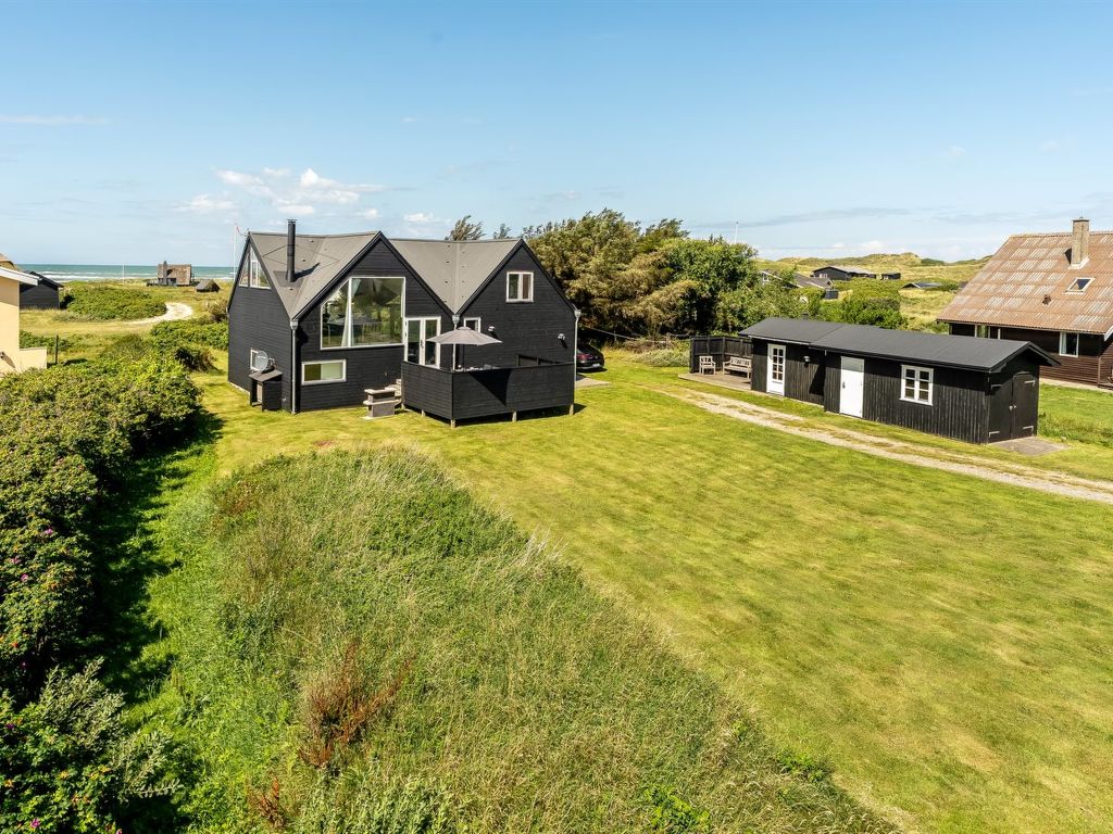 "Tekla" - 180m from the sea | Boeken bij Flickmyhouse