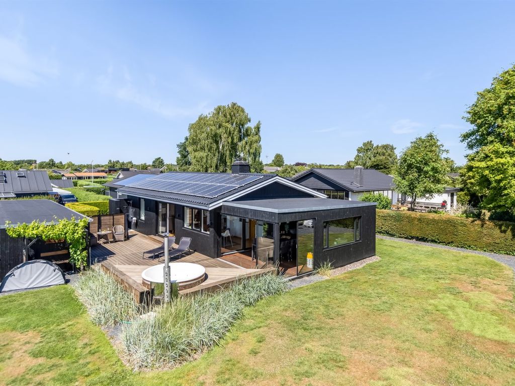 "Tecumseh" - 300m from the sea | Boeken bij Flickmyhouse