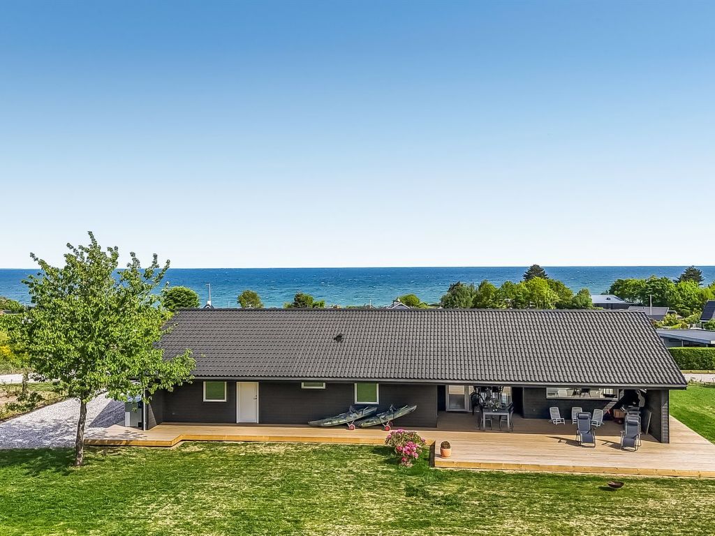 "Siljan" - 400m from the sea | Boeken bij Flickmyhouse