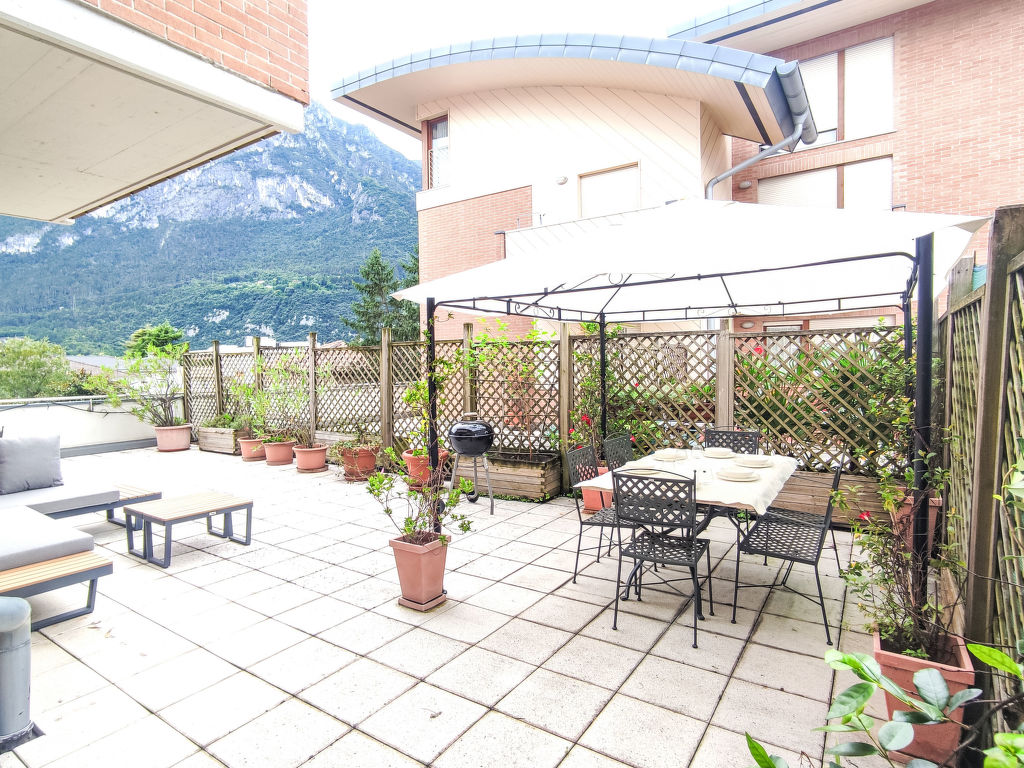 Cinzia | Boeken bij Flickmyhouse