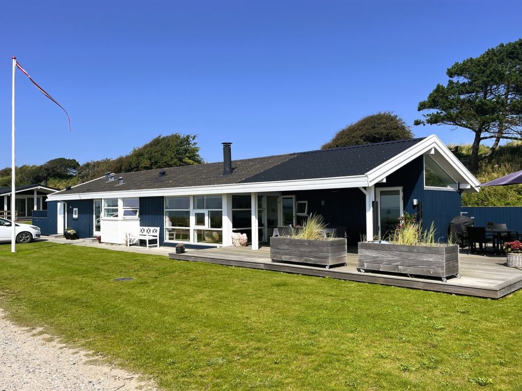 "Gertje" - 20m from the sea | Boeken bij Flickmyhouse