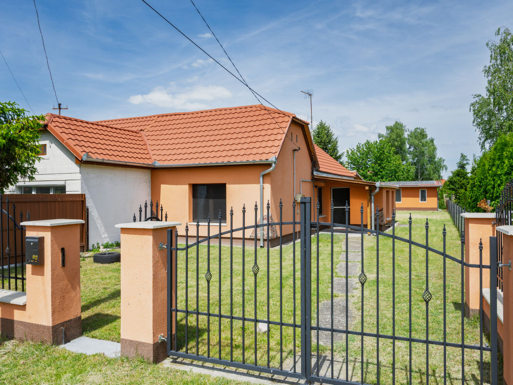 Nest | Boeken bij Flickmyhouse