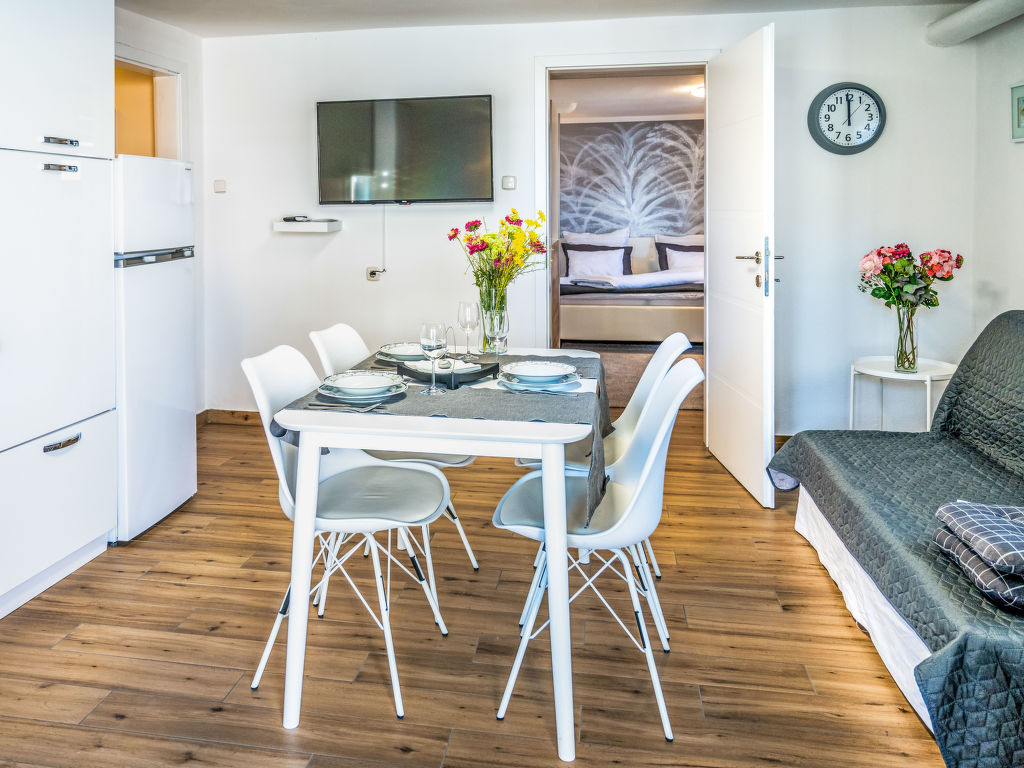 Adelsberg Inn | Boeken bij Flickmyhouse