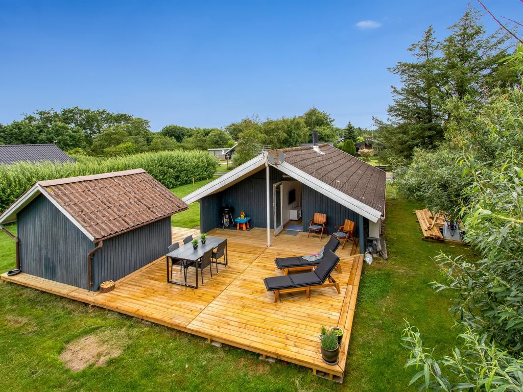 "Frender" - 800m to the fjord | Boeken bij Flickmyhouse