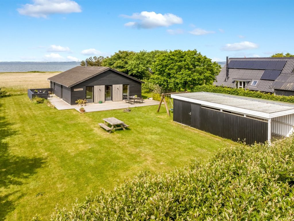 "Aslag" - 150m to the fjord | Boeken bij Flickmyhouse