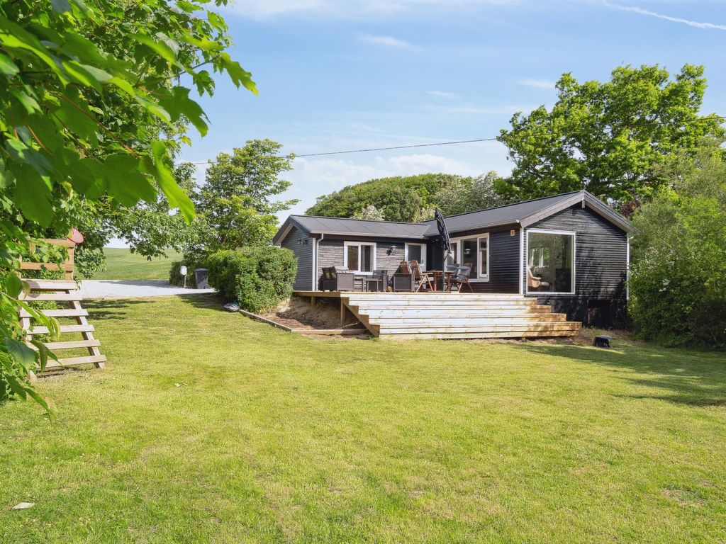 "Bjerne" - 250m to the fjord | Boeken bij Flickmyhouse