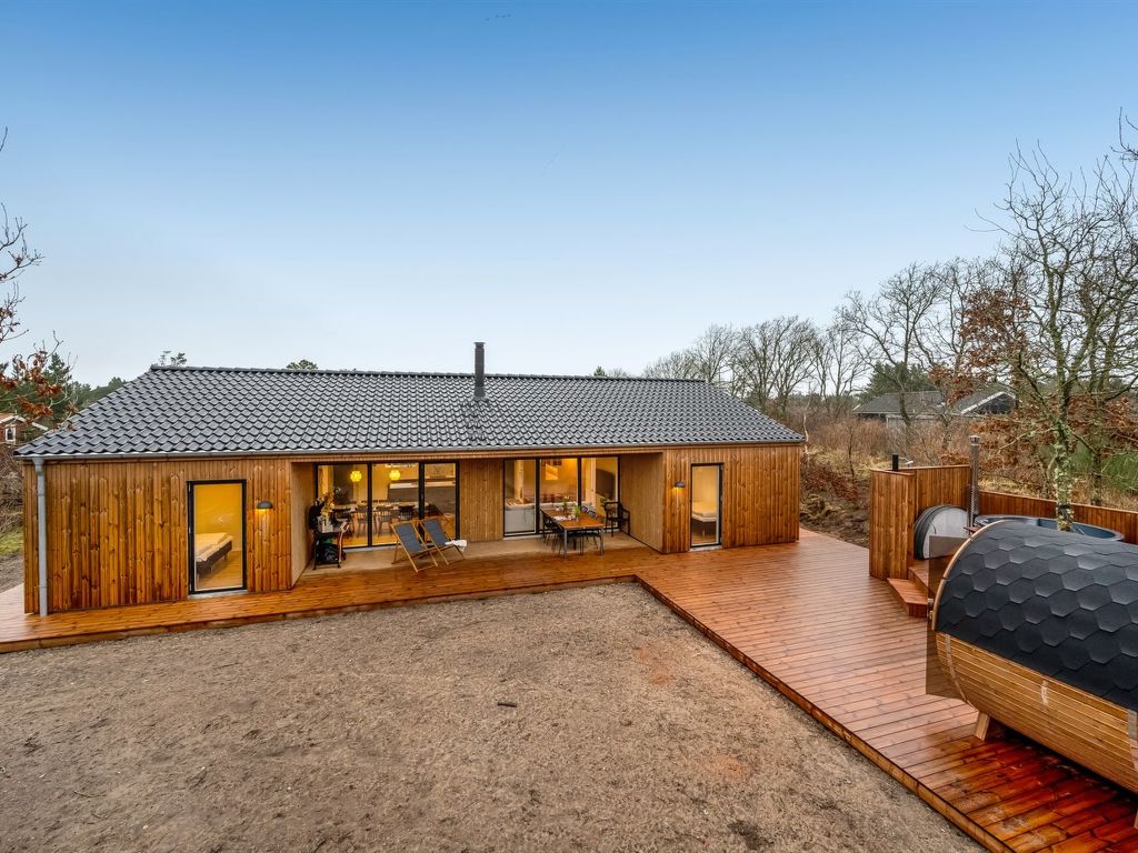 "Liutulf" - 350m to the fjord | Boeken bij Flickmyhouse