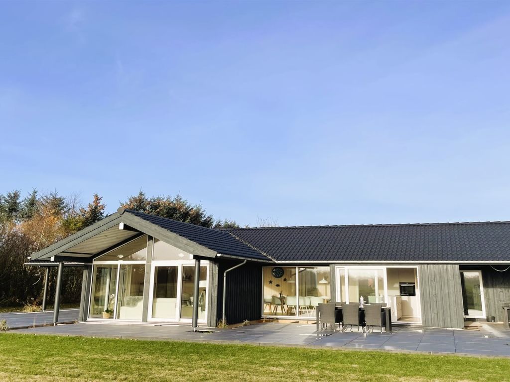 "Corina" - 850m to the fjord | Boeken bij Flickmyhouse